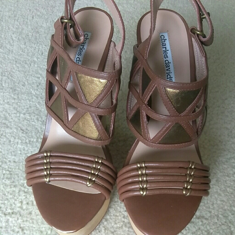 New Charles by Charles David Retail $129.00